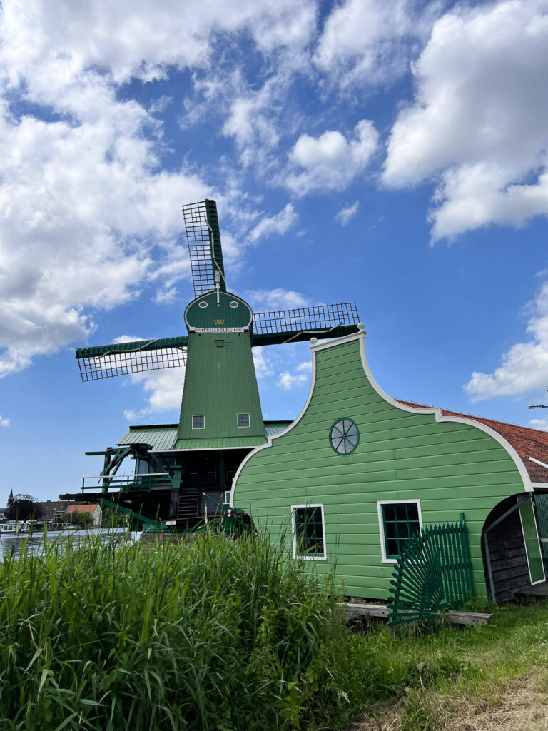 Green windmill at Zaanse Schans